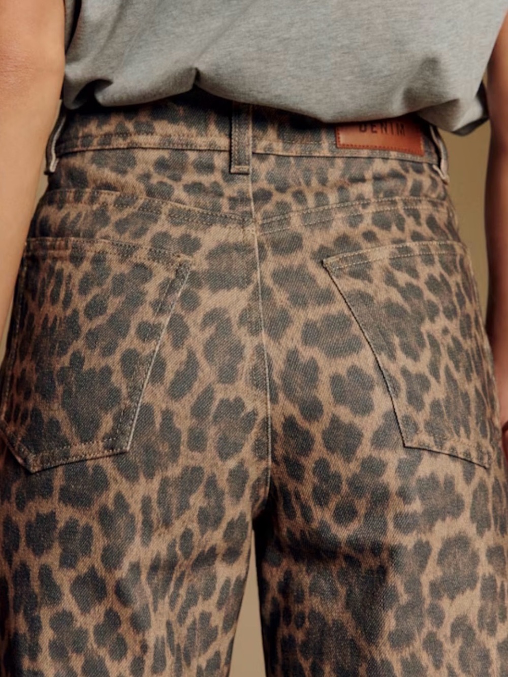 Sezane Le Crop Nevada Leopard Jeans - Size 34 (French) / size 2 US - Picture 5 of 8